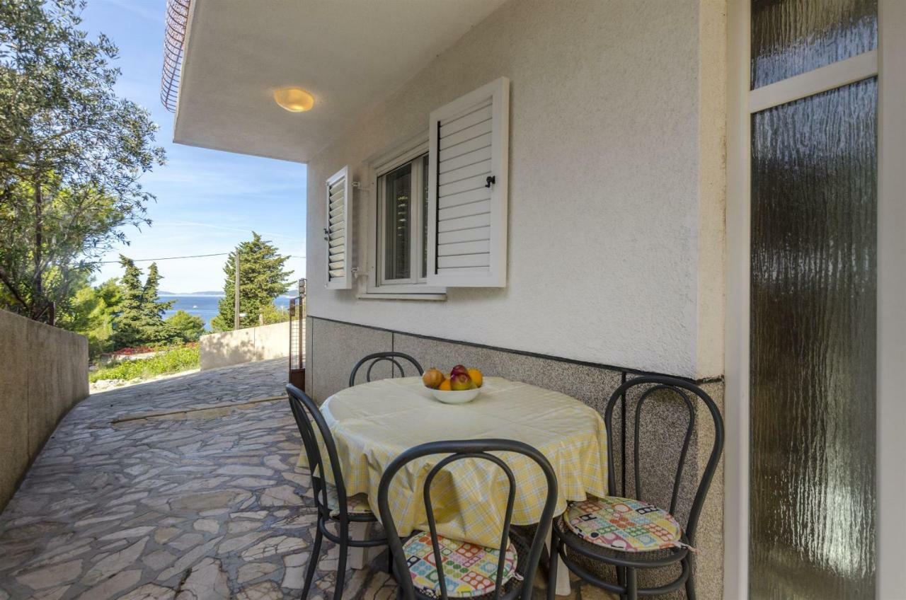 Apartments Karmela Primosten Exterior photo